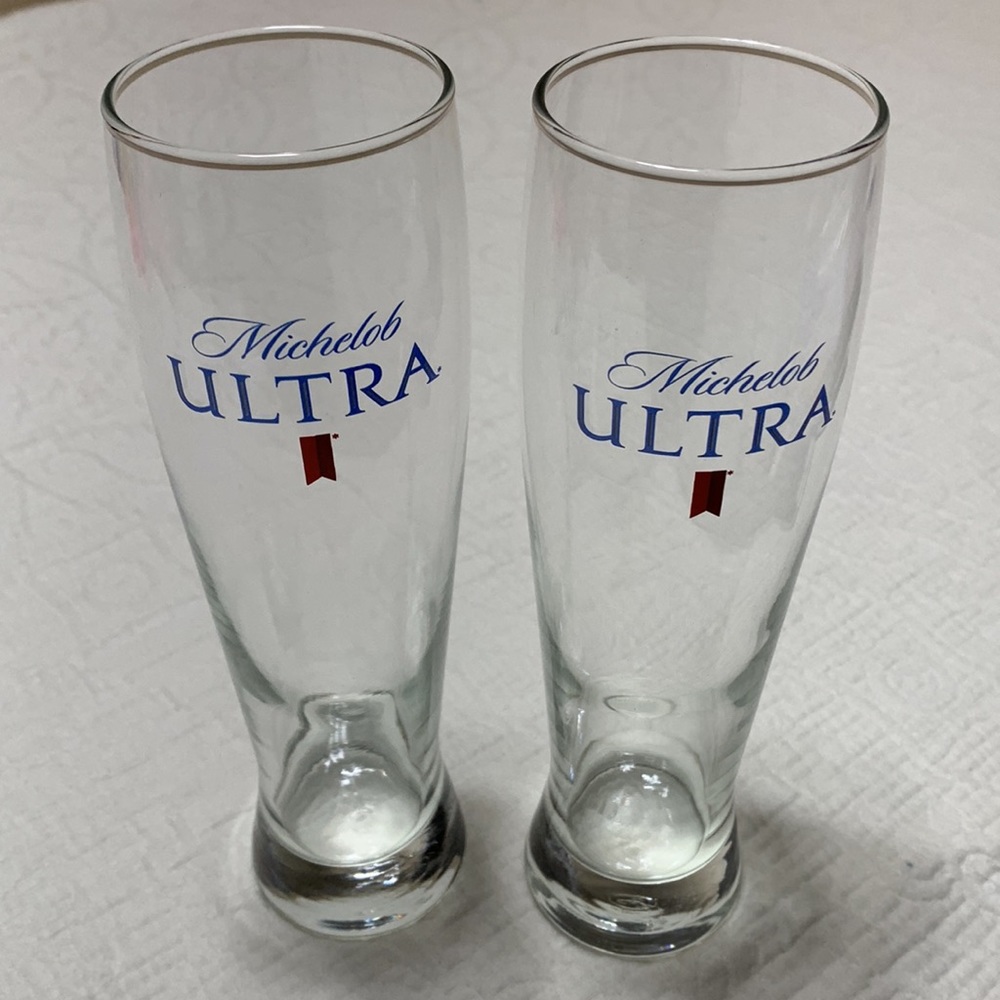 Michelob Ultra Beer Glasses - Set of 2 - New-In-Box